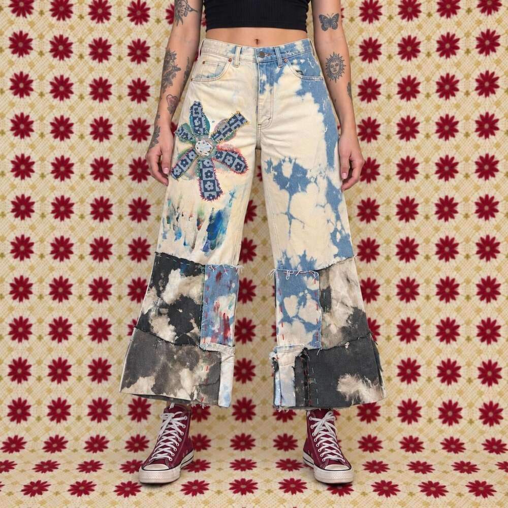 Levi's Women's Pink and Blue Jeans